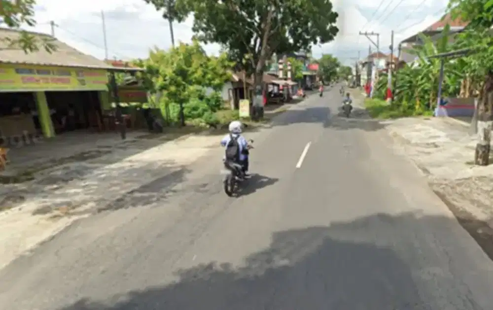 Tanah & Bangunan Komersil Strategis di Pinggir Jl Bekonang-Sukoharjo