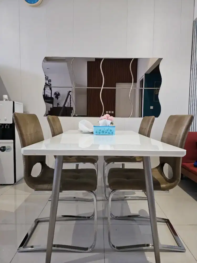 Dining Table Set for 4