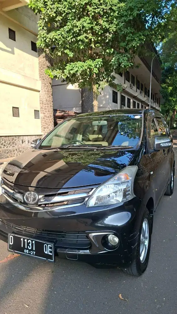 Toyota New Avanza  1.3G M/T Manual Bensin Tahun 2012 Hitam