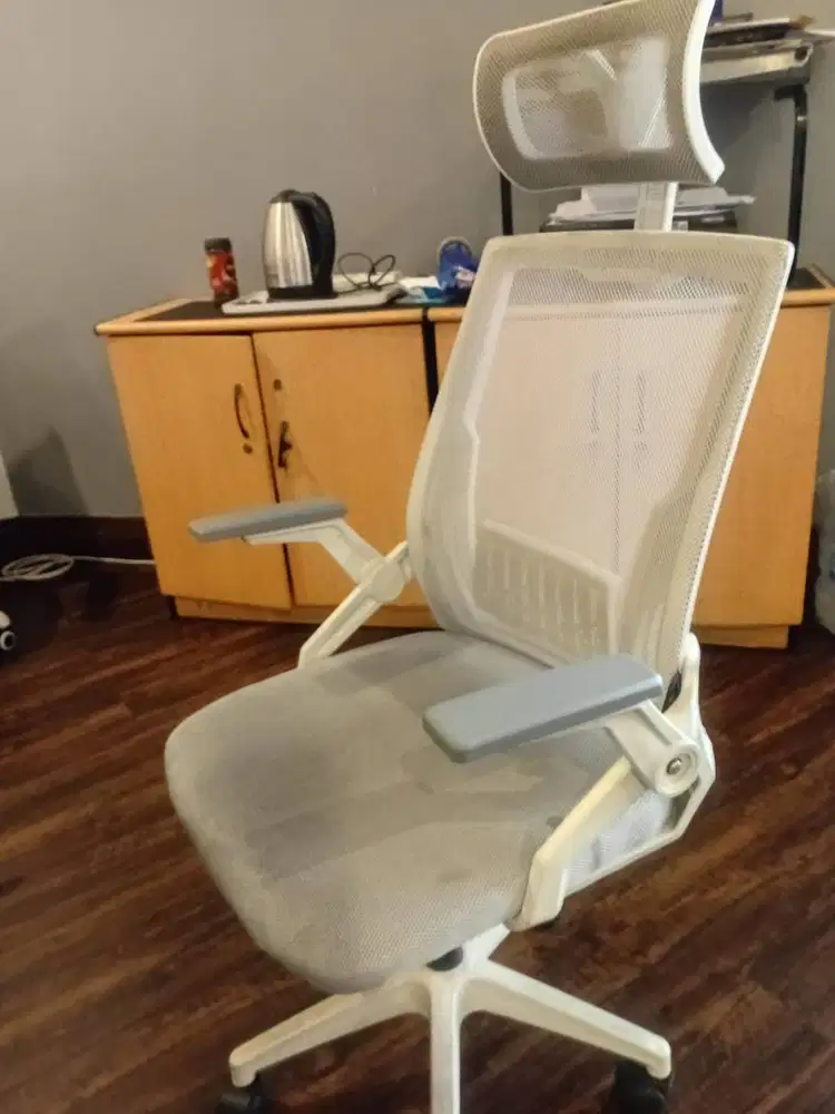 Kursi kantor 360 nyaman