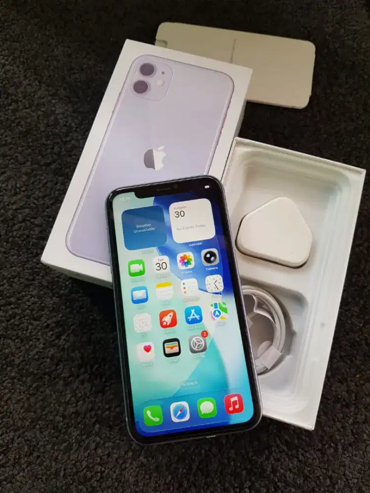 Iphone 11 128 gb beacukai mulus fulset