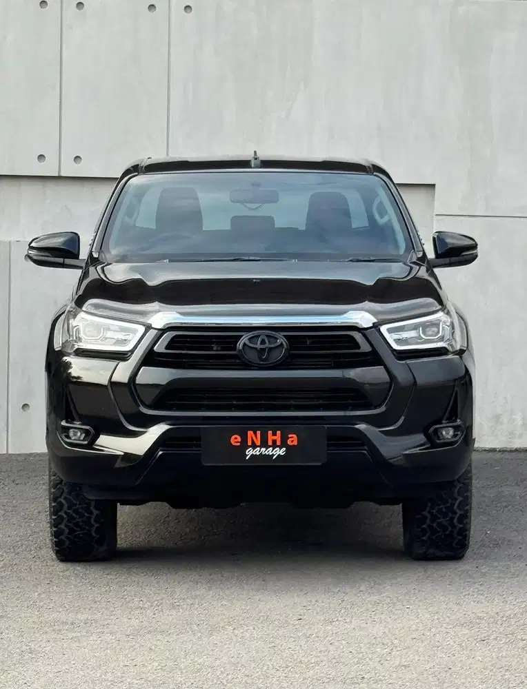 KM 47rb.. New Toyota HILUX V 2.4 DC 4X4 AT 2021.. eNHa garage Semarang