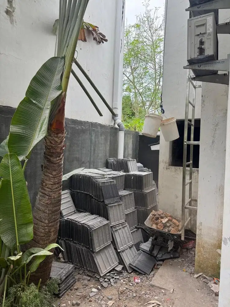 Genteng Bekas Layak Pakai - Murah / Borongan