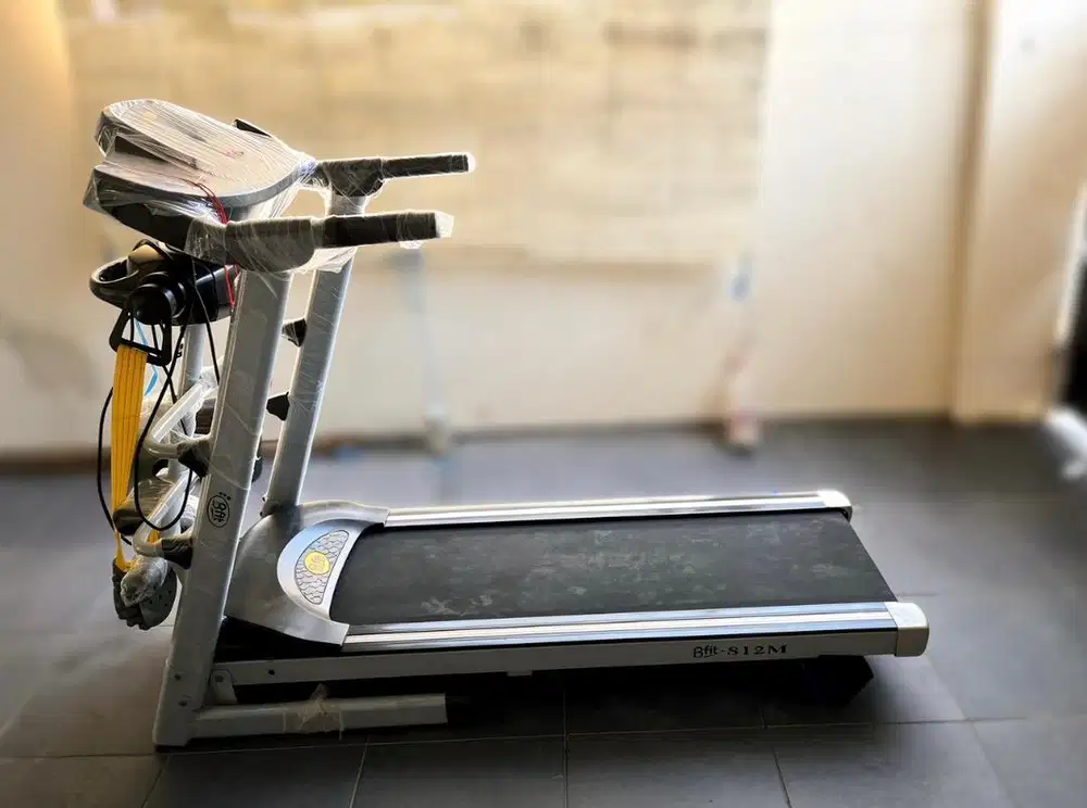 Treadmill bekas rasa baru