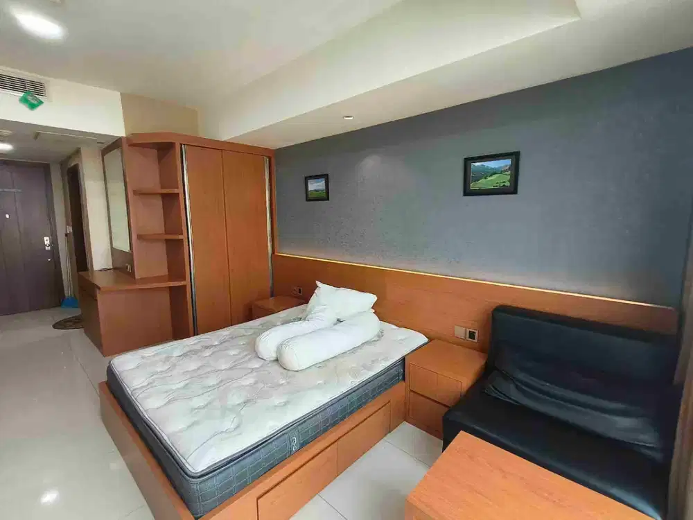U Residence tower 3, full furnished, view timur UPH dan connection supermal Karawaci