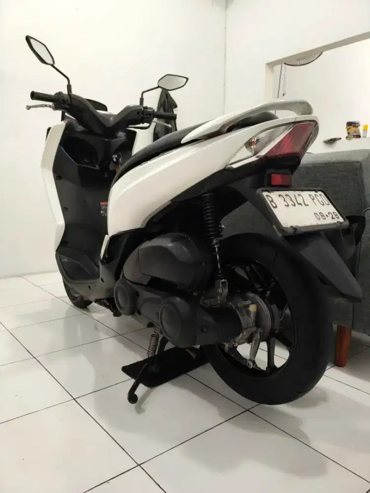 Yamaha Lexi 125 thn 2018 lengkap B DKI