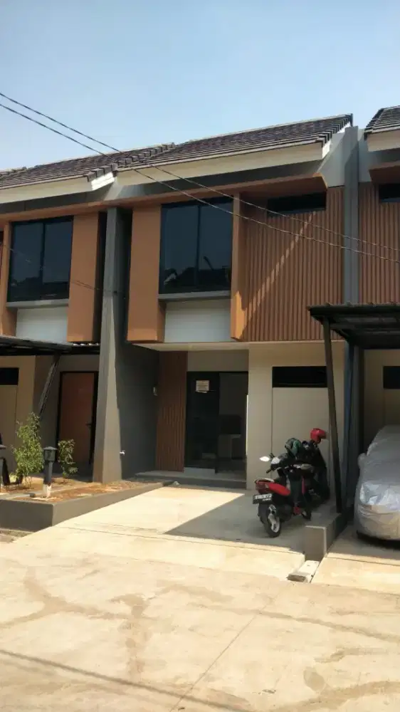 Over Kredit Murah Rumah 2 Lantai di Tamansari