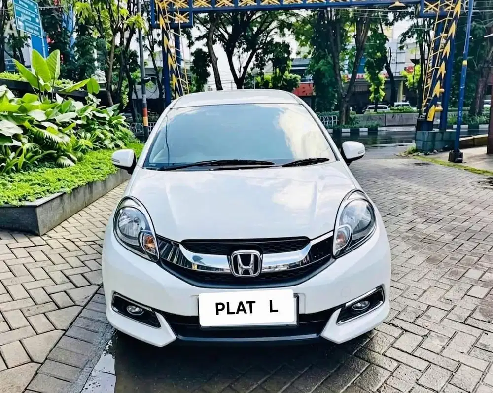 HONDA MOBILIO 1.5 E MANUAL 2014 PUTIH SURABAYA