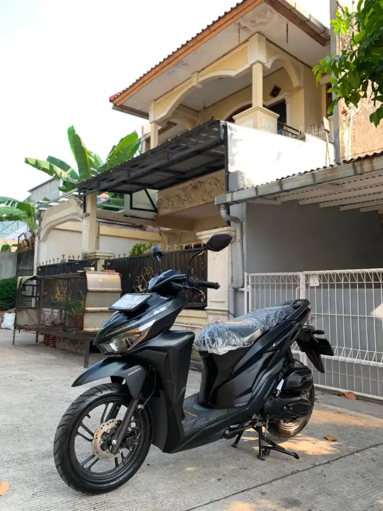 HONDA VARIO 150 2019 KM 17 RB ISTIMEWA