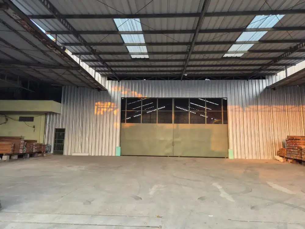 DIJUAL/ DISEWAKAN GUDANG SIAP PAKAI DI PSR KEMIS TANGGERANG