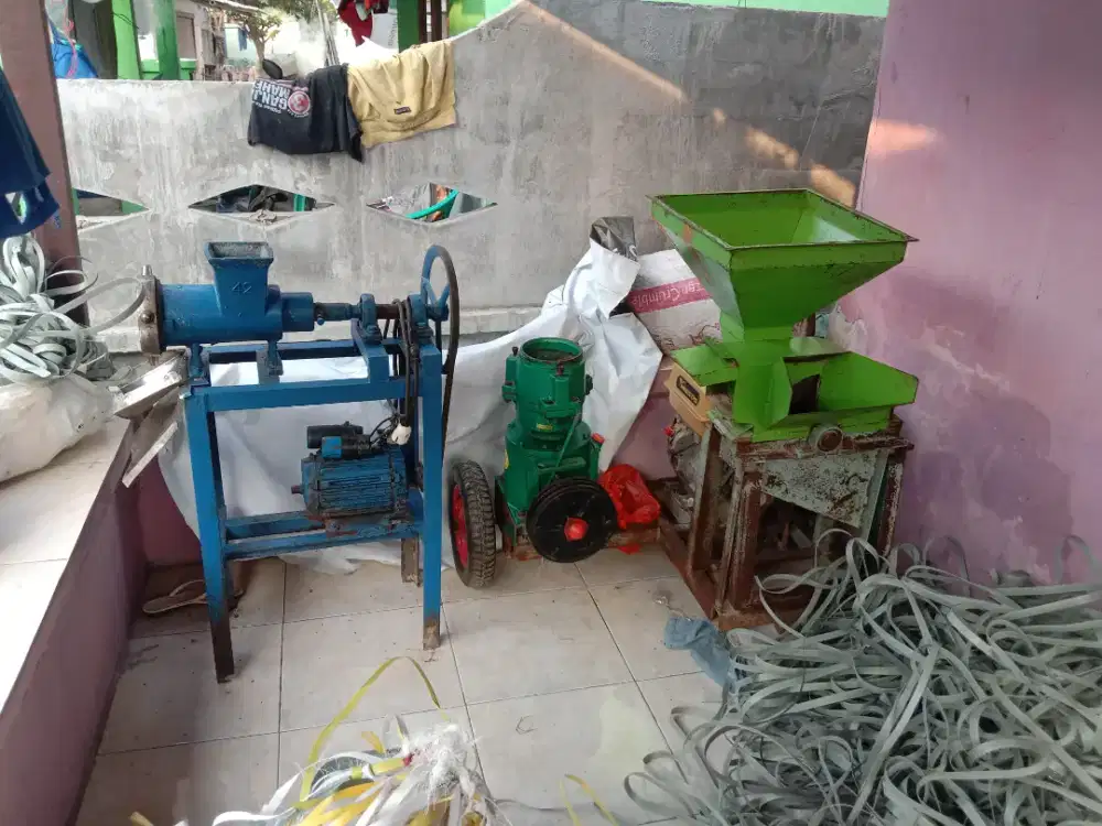 Mesin Cetak Pelet dan Giling Daging