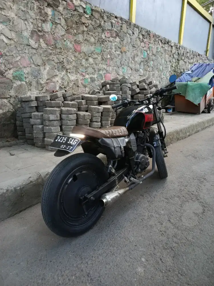 Byson custom japstyle