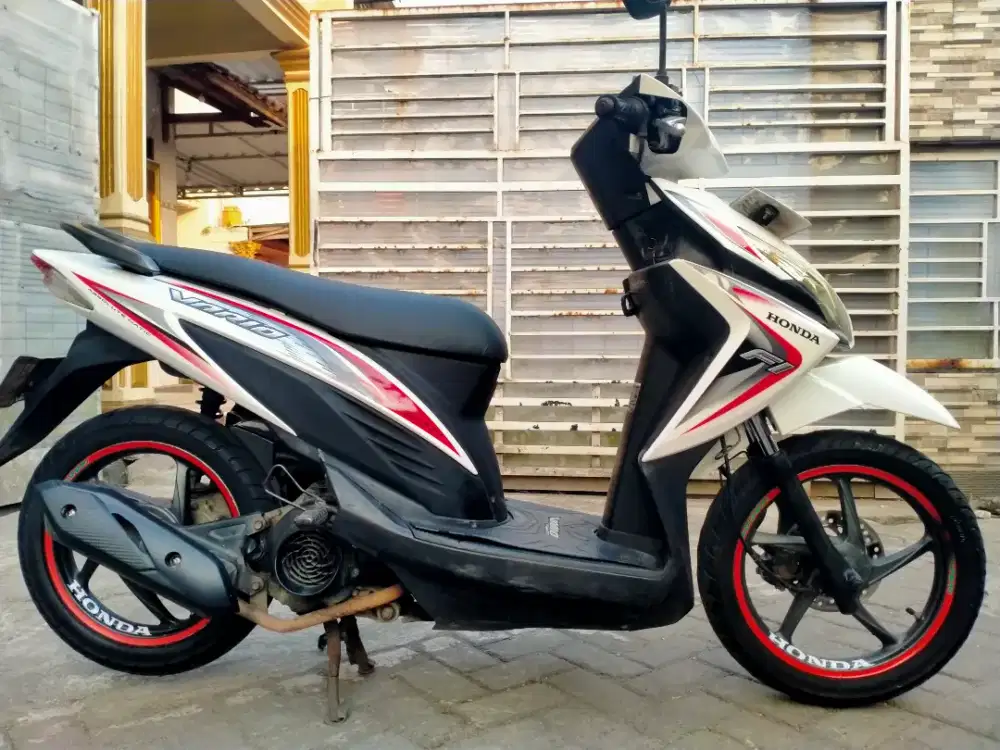 Honda Vario LED lengkap motor sehat walafiat kterangan detail dibawah