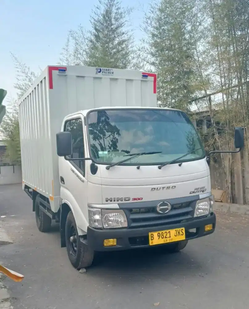 HINO DUTRO 110 SD 2013 ENGKEL BOX BESI