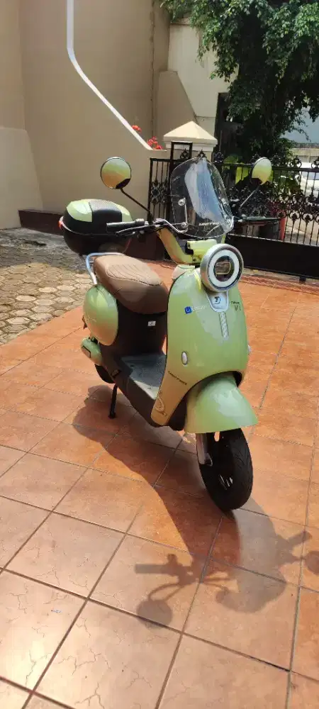 Sepeda listrik united milano V1 hijau batre lithium