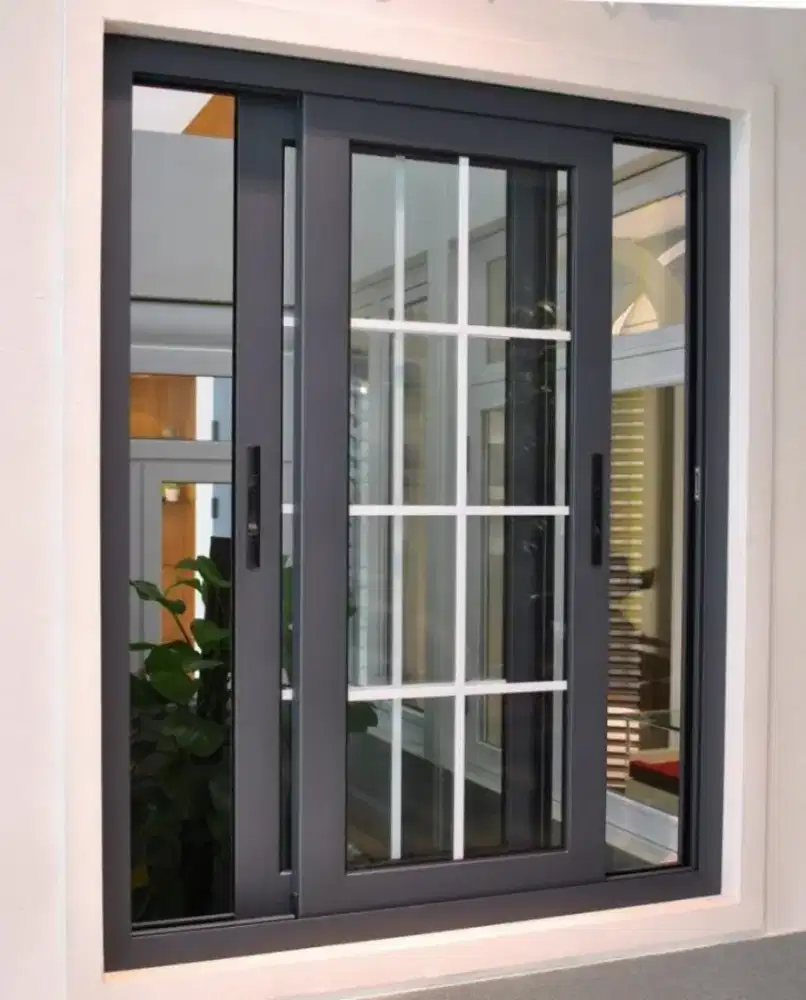 Almunium kusen dan pintu plafon