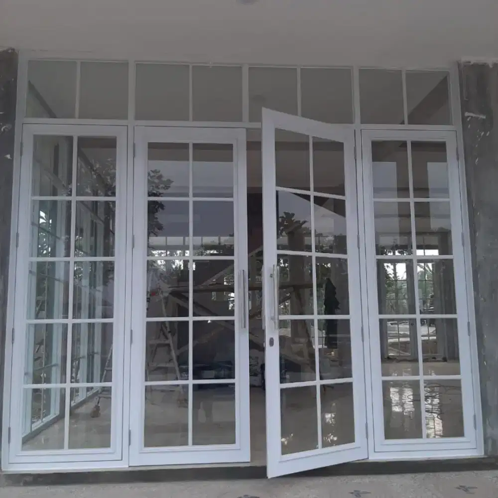 Almunium kusen dan pintu