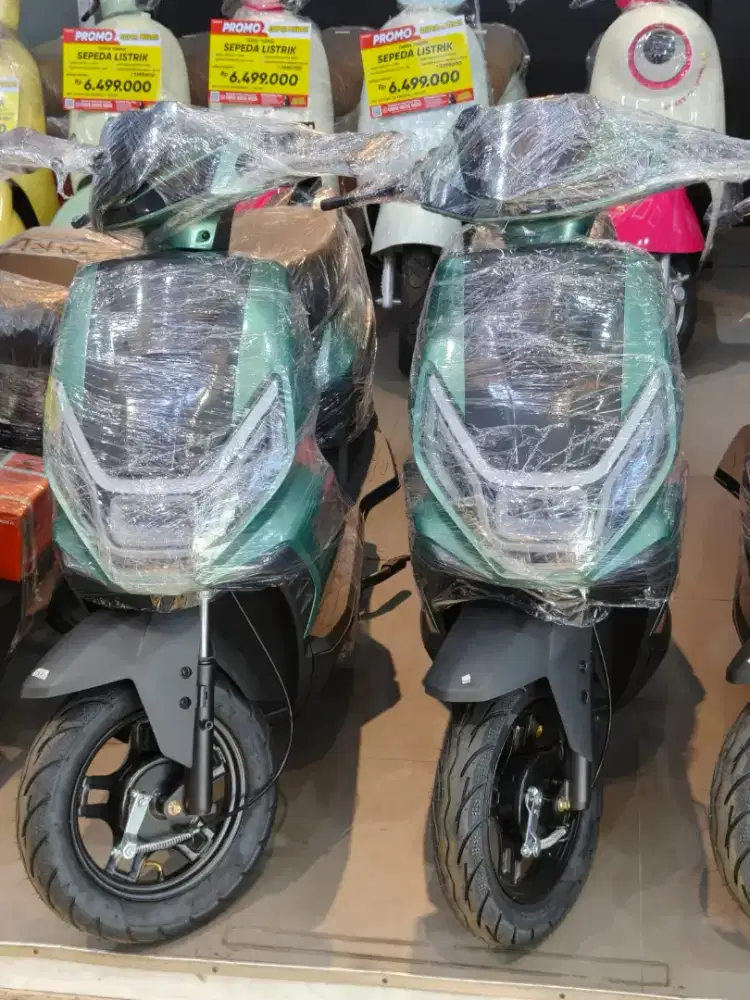 Sepeda listrik zekcrom 500 bisa pilih warna lengkap siap antar