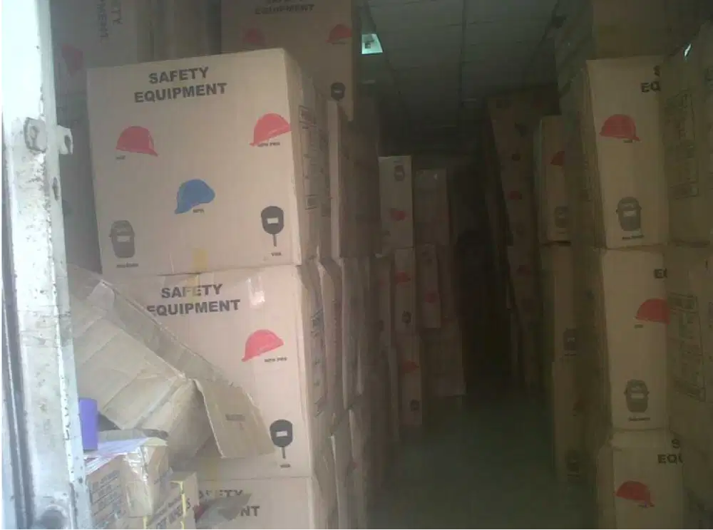 DIBUTUHKAN - SOPIR MERANGKAP HELPER GUDANG