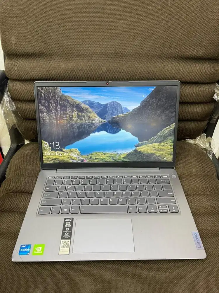 LENOVO IDEPAD SLIM 3 14 Ram 8GB/256GB intel core i5 gen 11