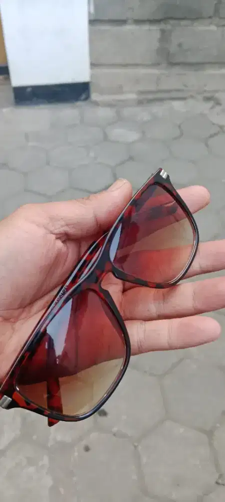 Kacamata rayben