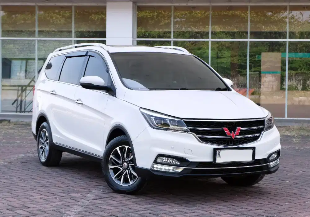 2018 Cortez Lux Sunroof, Low KM, Terawat, Istimewa