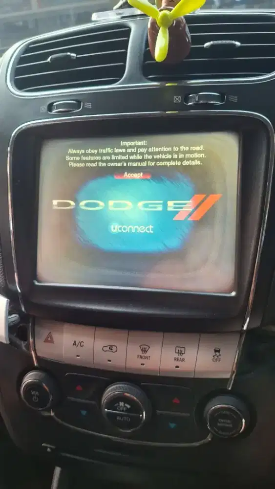 Serpis head unit sunbrun atau buram semua mobil