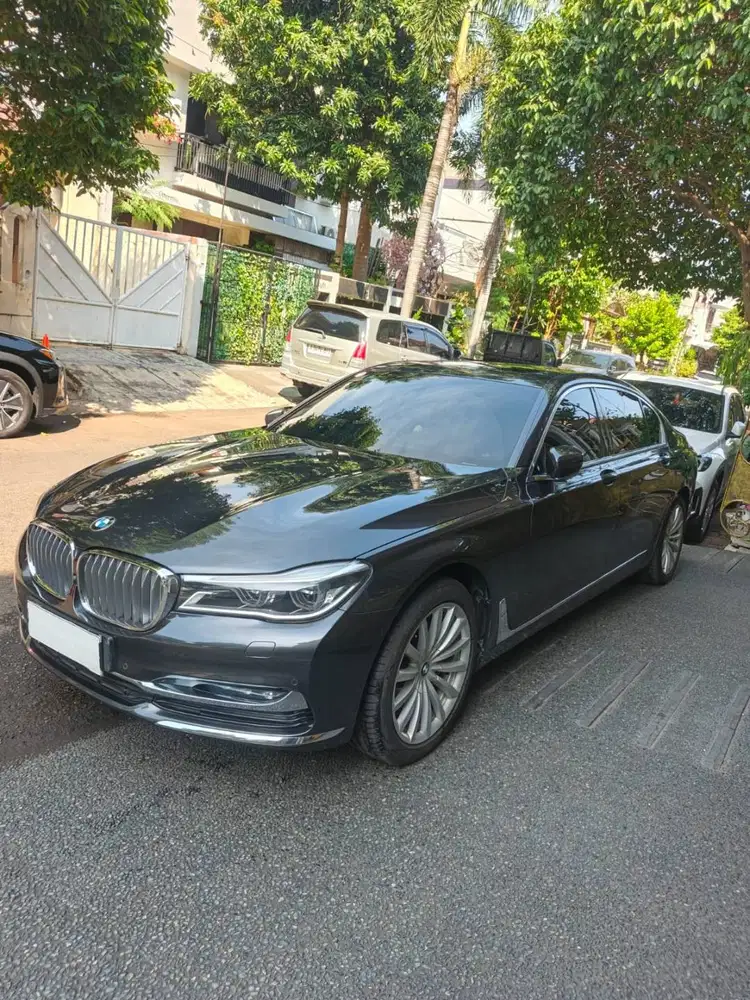 Dijual BMW 740Li 2019