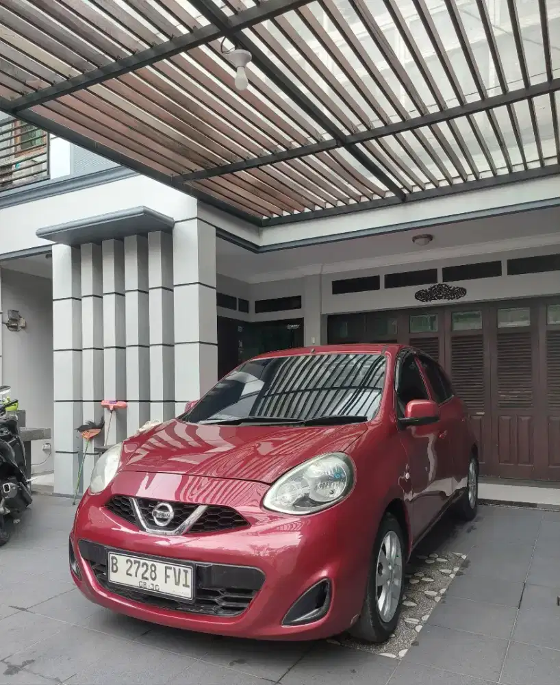 Nissan march Automatic tahun 2015