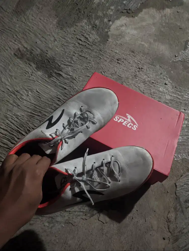 Sepatu Futsal Specs