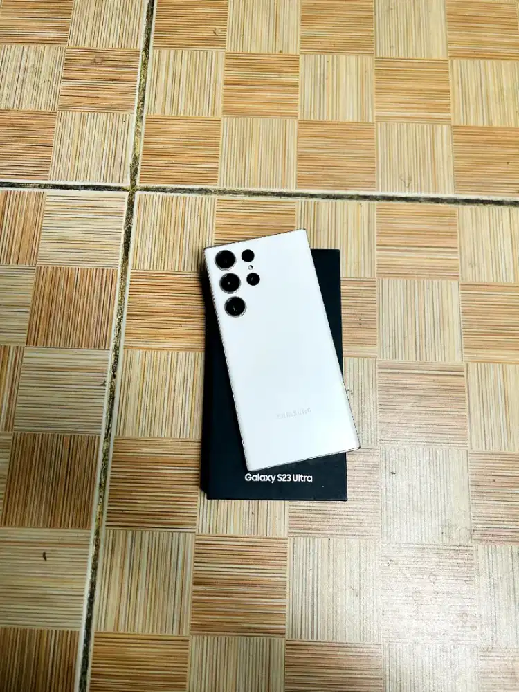 Samsung S23 ultra 5g 12/512 gb