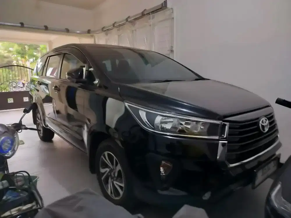 Km 3rb pakai 7 bulan Innova Diesel G Matic 2025 simpanan di malang