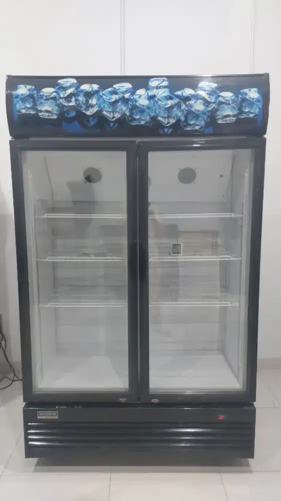 Modena showcase chiller 2 pintu SC2020 910L harga 7,5 juta