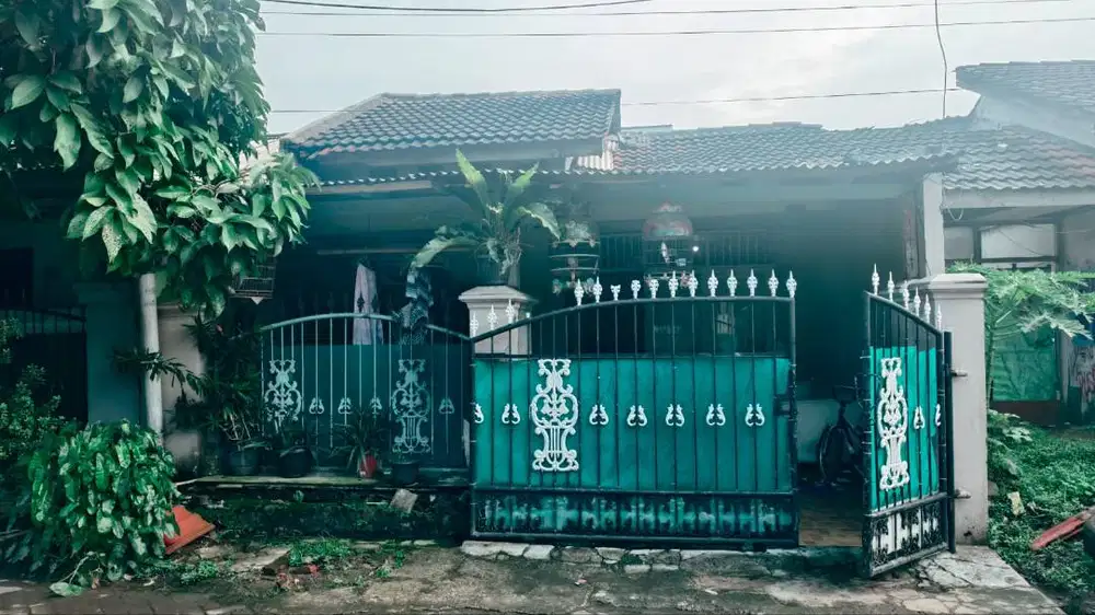 Rumah SHM LT72 LB36 Taman Kutabumi 300 Juta Open Nego DEKAT PASAR