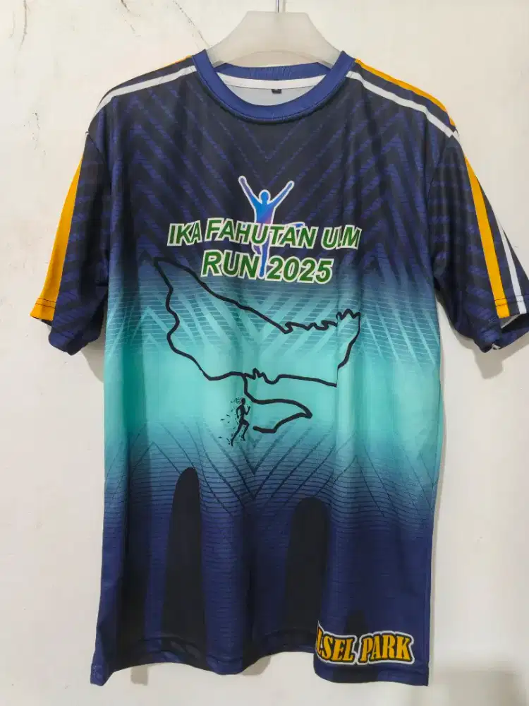 Baju event lari Ika Fahutan Run size M