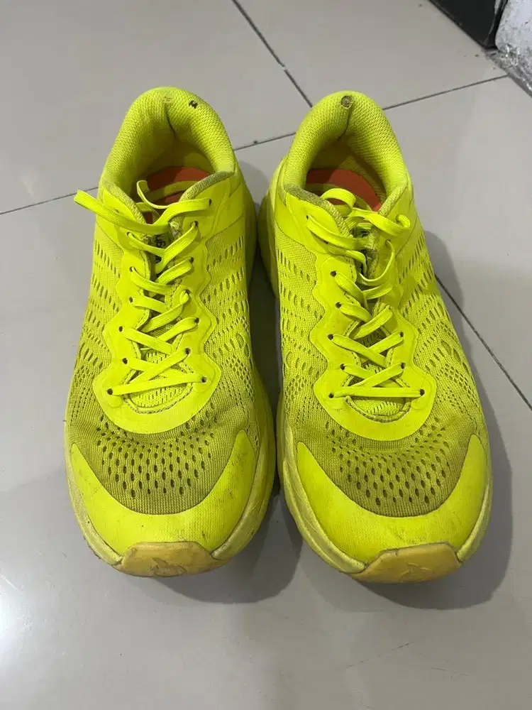 Sepatu Ortuseight Hyperblast Encore