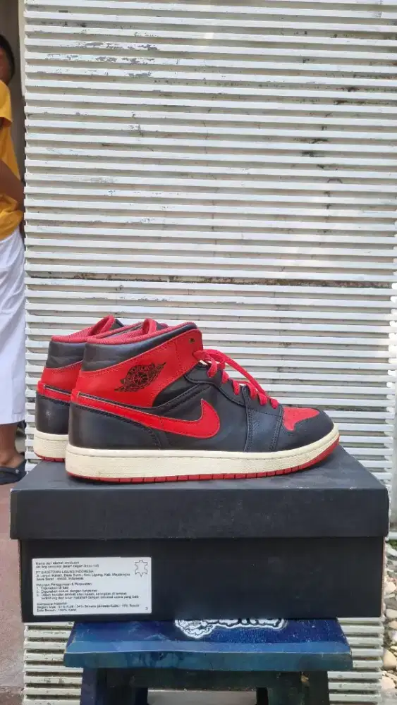 Nike Air Jordan Bred size 42 Ori