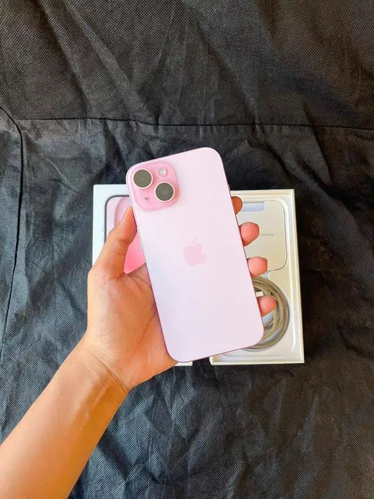 IPHONE 15 128GB BEKAS IBOX FULLSET MINIS DENT KECIL