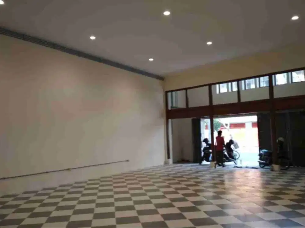 Dijual/disewakan Ruko di pusat kota Surabaya