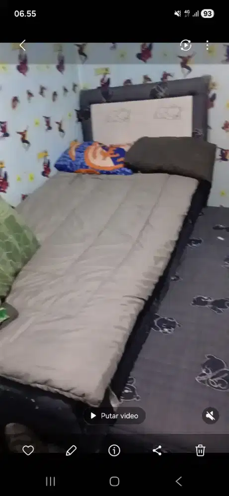 KASUR DAN SKUTER