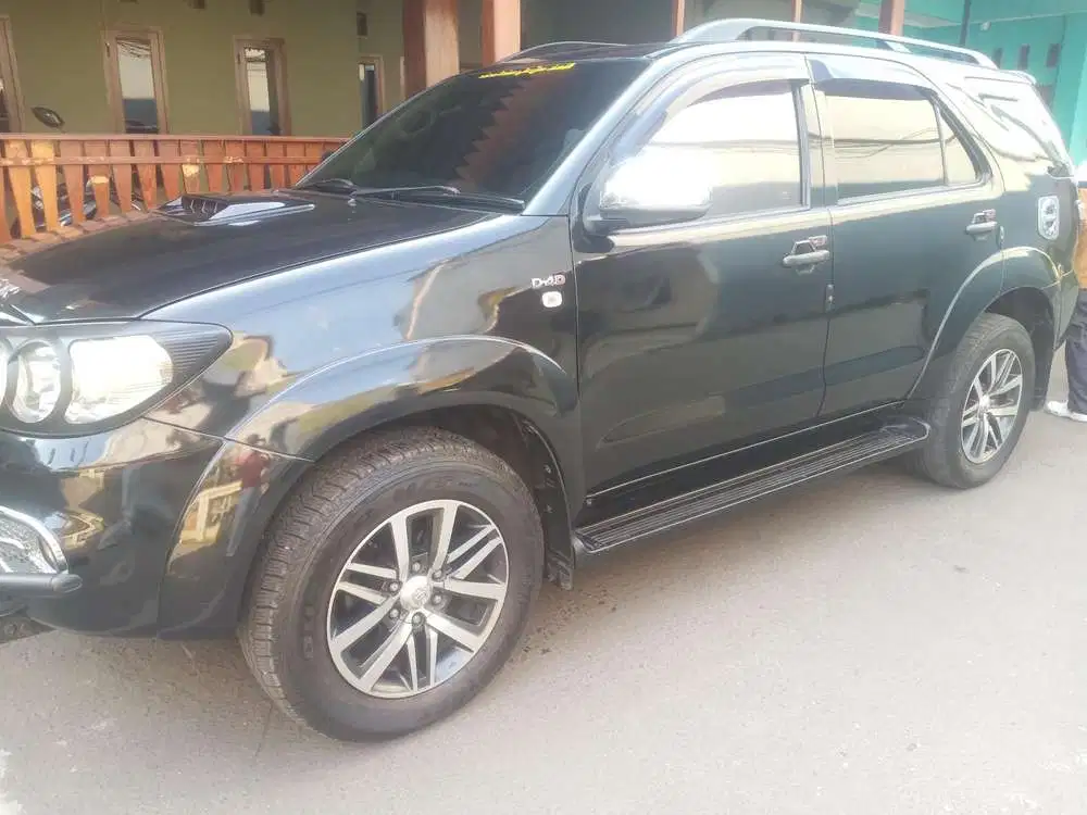 Toyota Fortuner 2011 Diesel