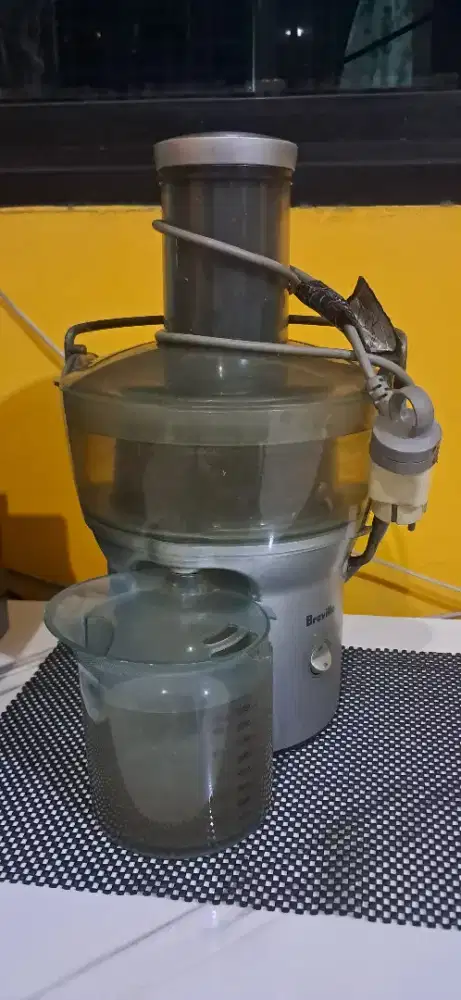 Juicer breville