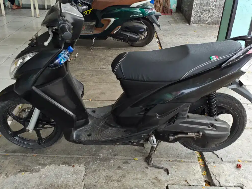 YAMAHA MIO SOUL KARBU 2009 HITAM