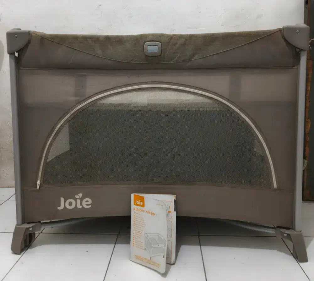 Joie Kubbie Sleep Travel Cot Box Bayi