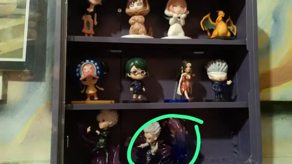 Action figure mini