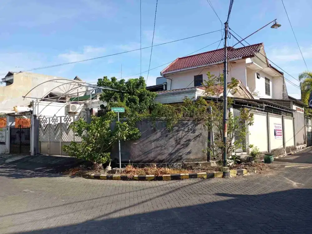Rumah Jual Darmo Permai Utara Hook Siap Huni