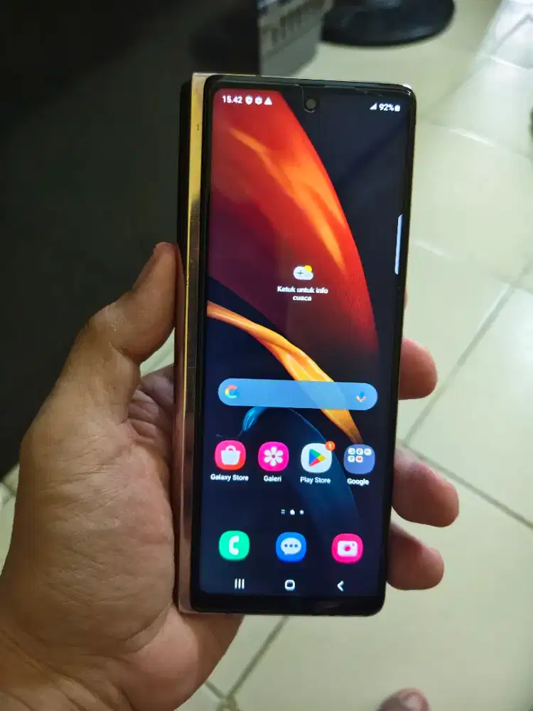 Samsung galaxy fold 2 nego