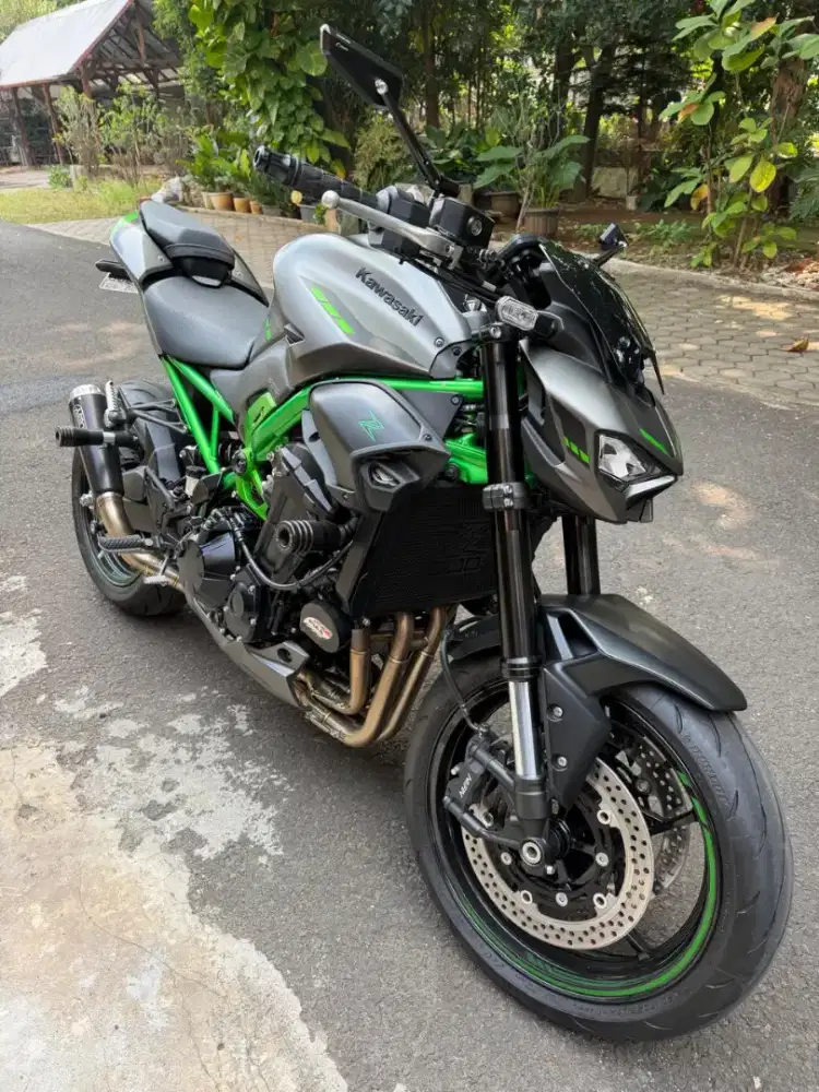 Kawasaki Z900 Sugomi Like New