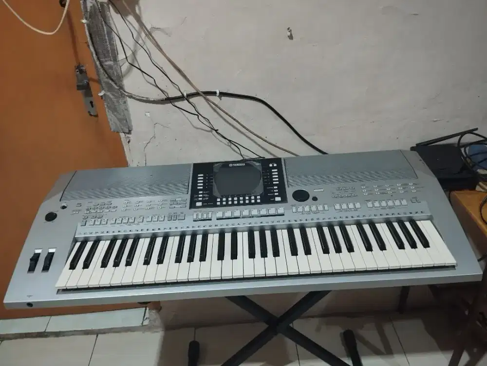Keyboard YAMANA PSR s910 second