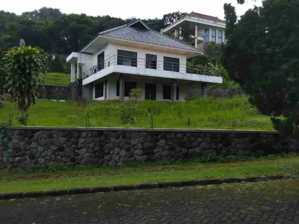 Di Jual Villa Puncak Prigen - Pasuruan
